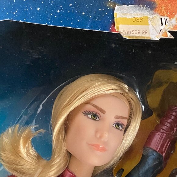 Avengers Captain Marvel Photon Power FX Electronic Super Hero Action Figure Doll - Picture 5 of 10